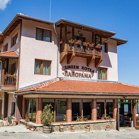 Family Hotel Panorama Cziflik Zewnętrze zdjęcie