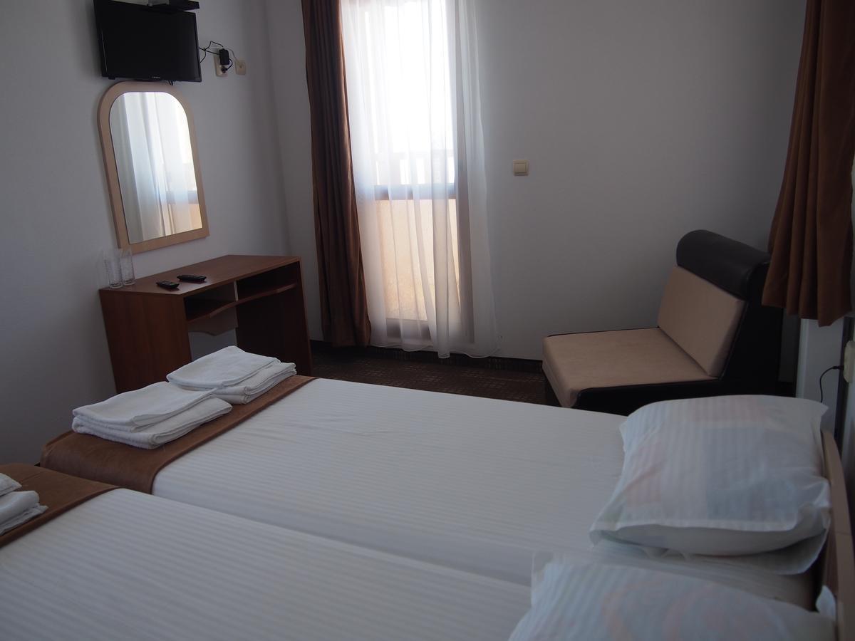 Family Hotel Panorama Cziflik Zewnętrze zdjęcie